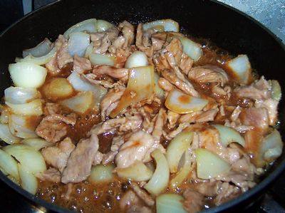 西芹洋葱肉片步骤6