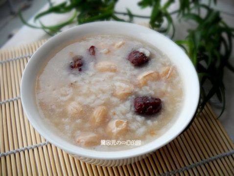 补血安神之红枣花生粥步骤6