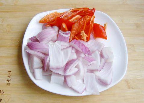 孜然牛肉片步骤2