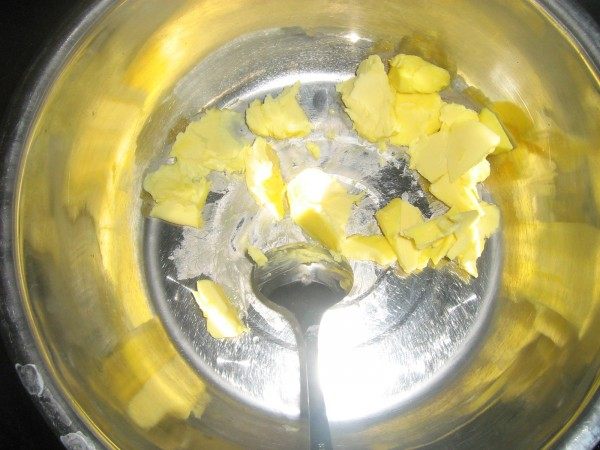 全麦黑芝麻酥球步骤3