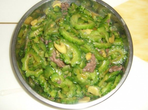 牛肉炒苦瓜步骤7
