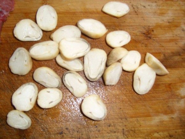 草菇炒牛肉步骤1