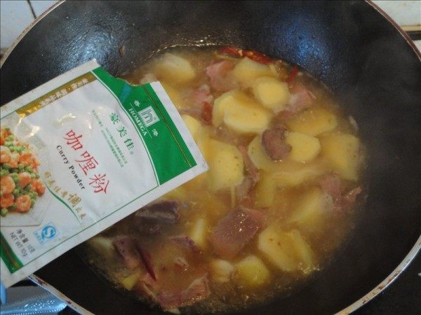 咖哩烧土豆牛肉步骤8