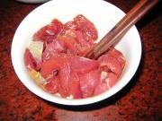牛肉炒韭苔步骤5