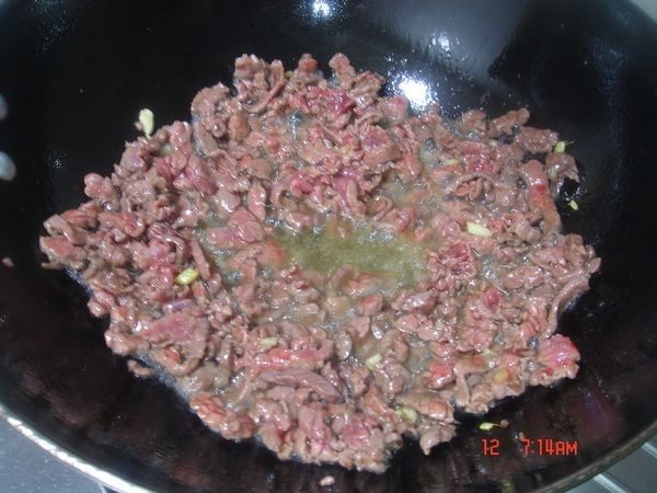 辣椒炒牛肉步骤4