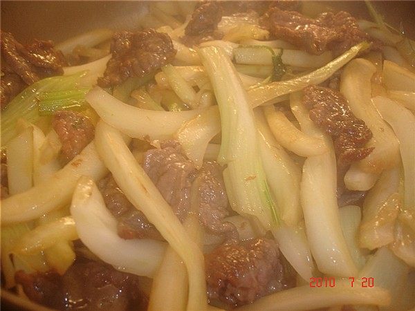 茴香头炒牛肉步骤5