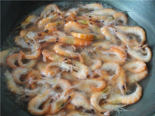 腐衣虾卷步骤2