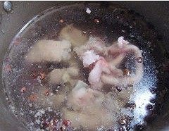 红豆煲排骨步骤4