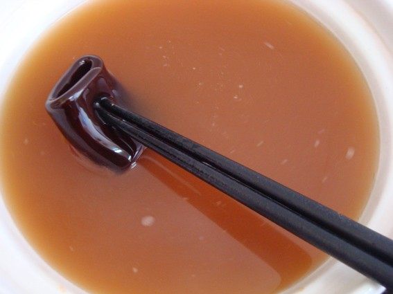 阿胶鸡蛋糖水步骤2