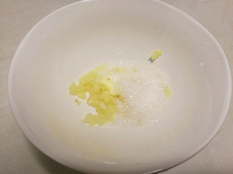 荆芥拌豆腐步骤4