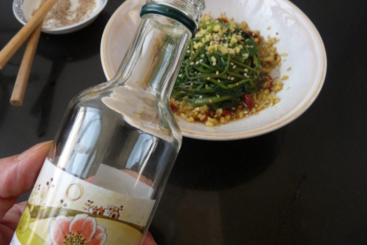 茶油姜拌当归苗步骤7