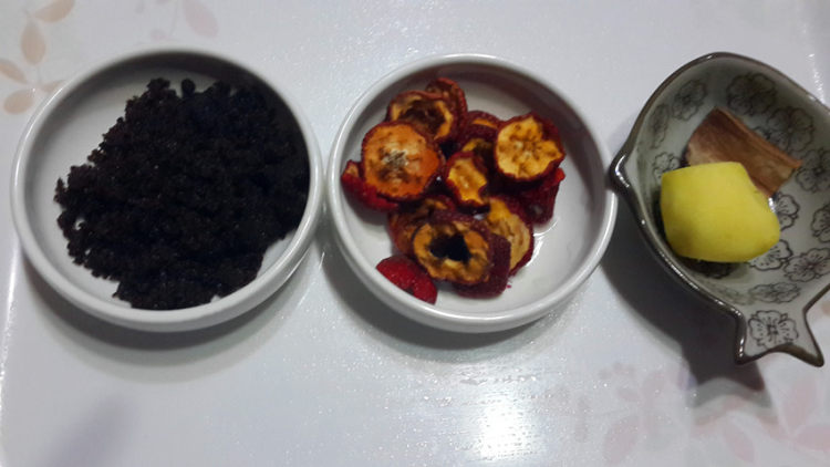 焗山楂茶步骤1