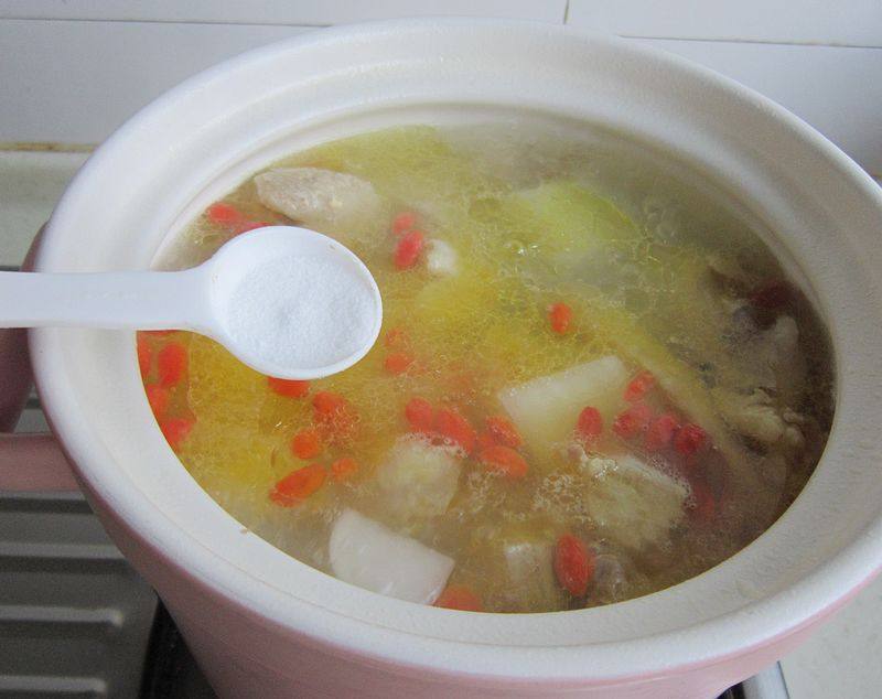 白萝卜炖鸡步骤10