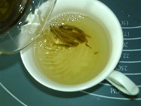 金银花茶步骤7