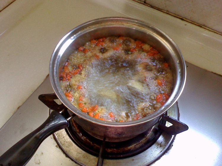 枸杞菊花茶步骤3