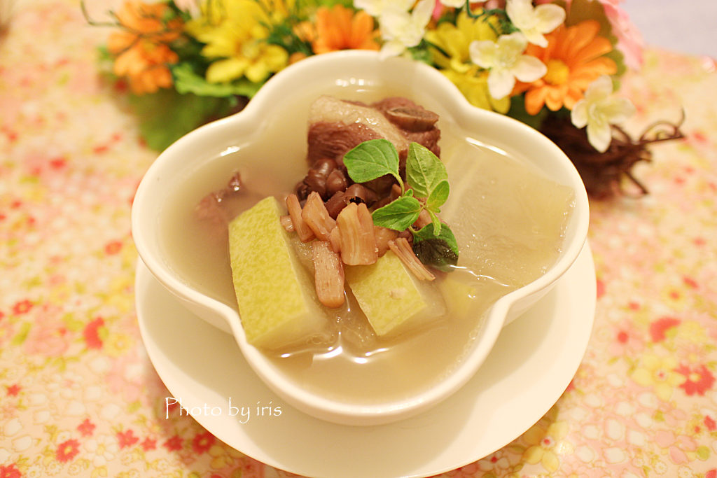 冬瓜红豆排骨汤步骤7