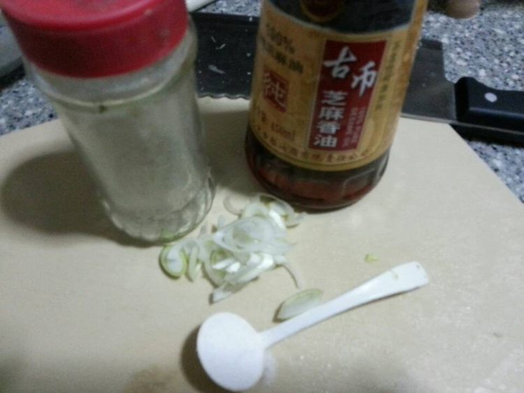 白菜粉丝汤步骤2