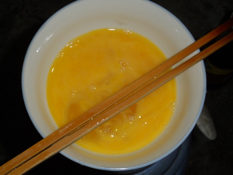 火腿鸡蛋疙瘩汤步骤2