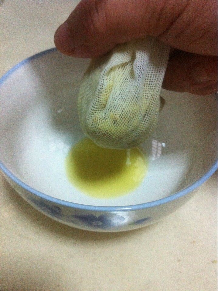 蜂蜜姜汁撞奶步骤3