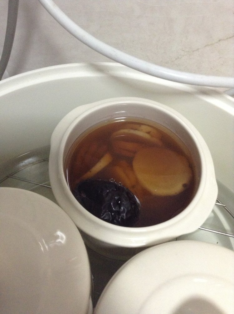 淮山花生排骨汤步骤9