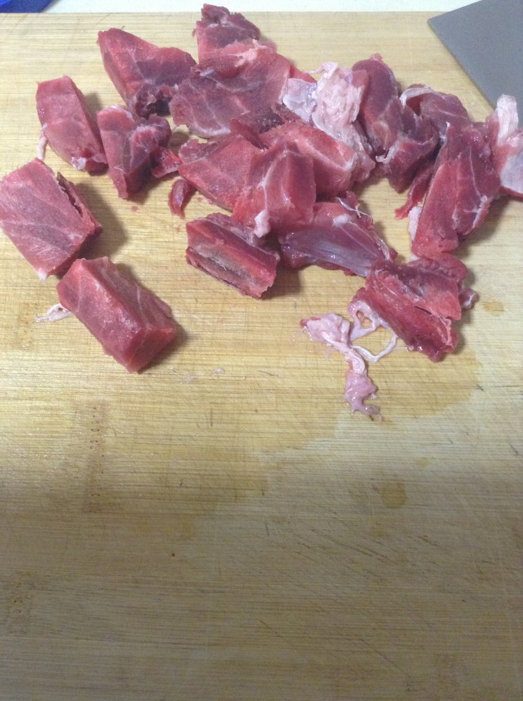 香菇牛肉盖浇饭步骤1