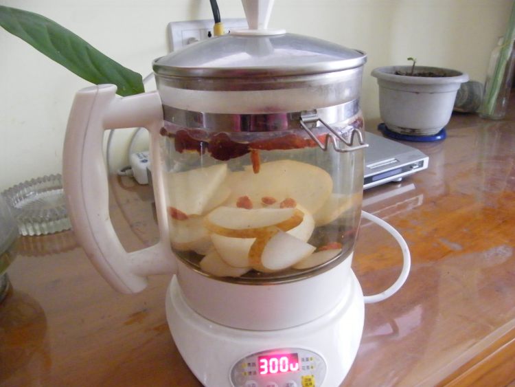 红枣雪梨茶步骤8