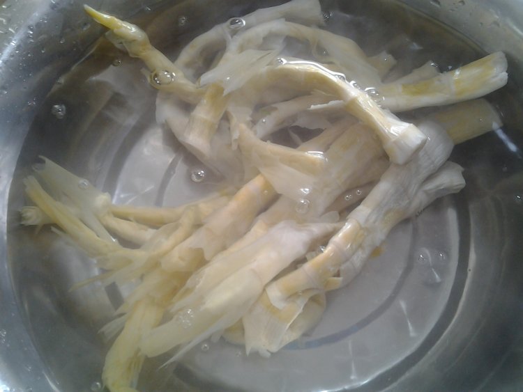 扁尖鸡汤步骤5