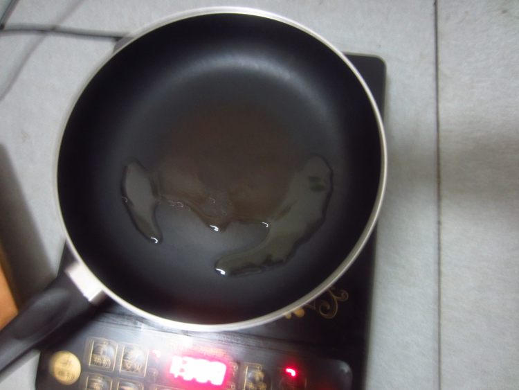 青椒火腿步骤3