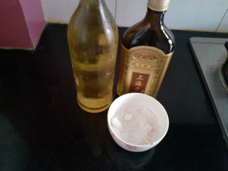 卷心菜炒蛋步骤1