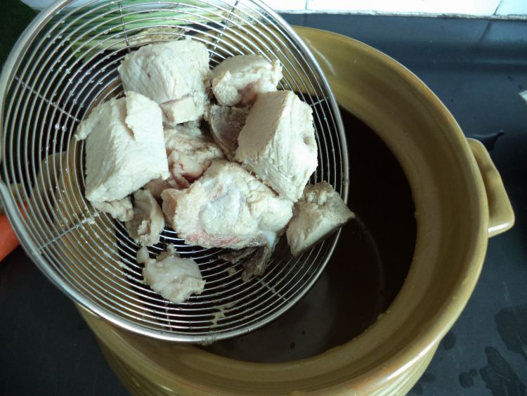 莲藕冬瓜瘦肉汤步骤5