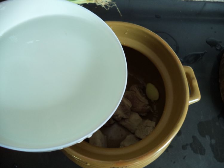 莲藕冬瓜瘦肉汤步骤6