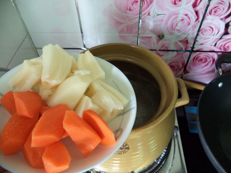 莲藕冬瓜瘦肉汤步骤10