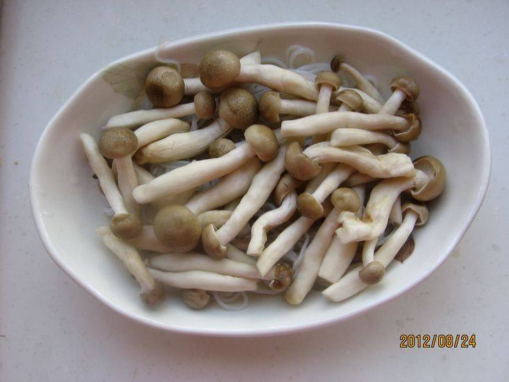 蟹味粉丝蒸丝瓜步骤3
