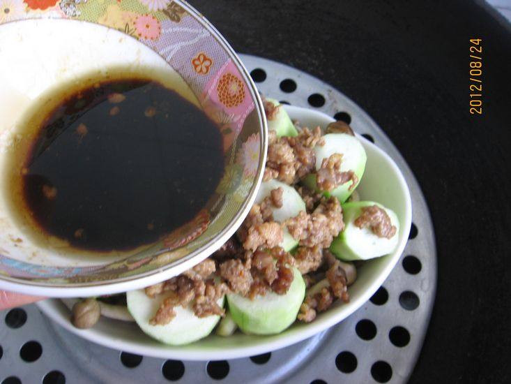 蟹味粉丝蒸丝瓜步骤6