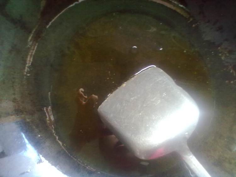 豌豆豆干炒丝瓜步骤2