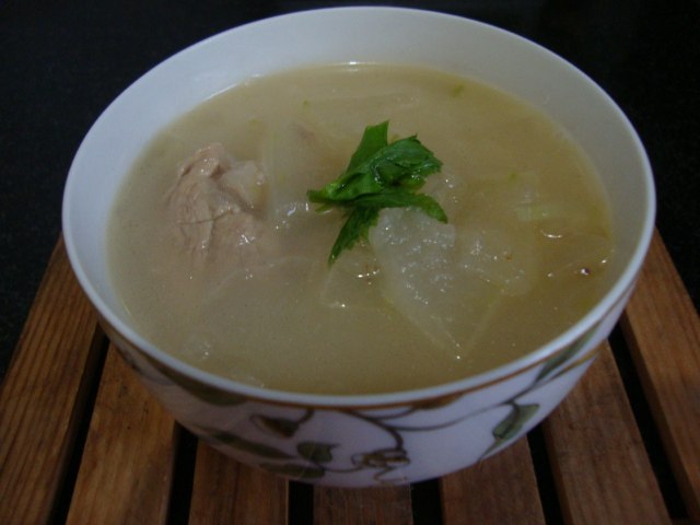 鸭骨冬瓜汤步骤5