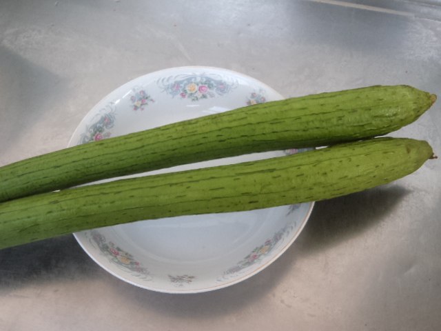 里脊肉炒丝瓜步骤2