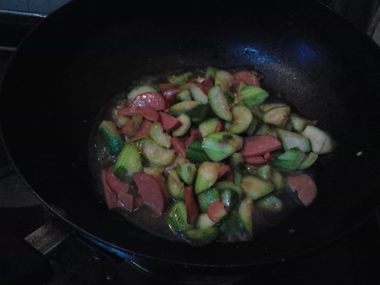 丝瓜炒火腿步骤9