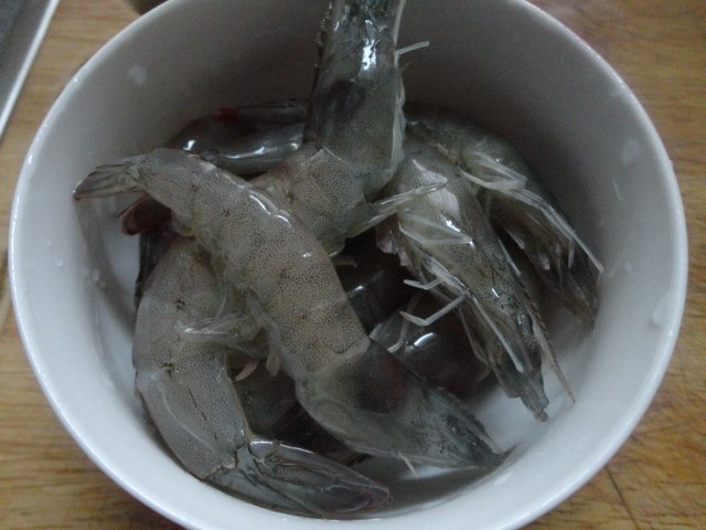 鲜虾冬瓜汤步骤4