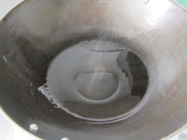 杏鲍菇炒丝瓜步骤2