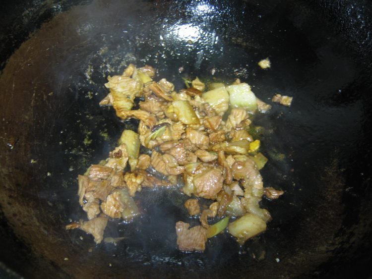 冬瓜片炒肉步骤7