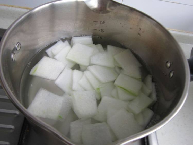 羊肉丸子氽冬瓜步骤7