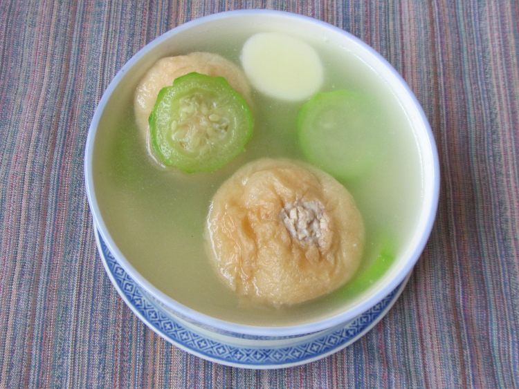丝瓜豆腐油球汤步骤11