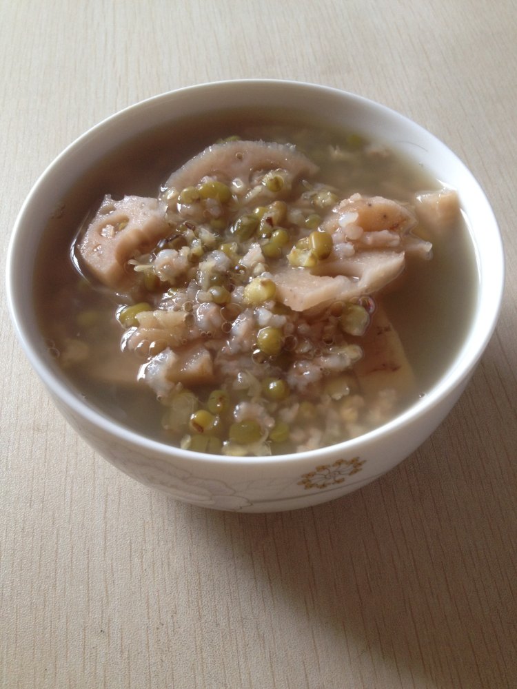 绿豆莲藕粥步骤5
