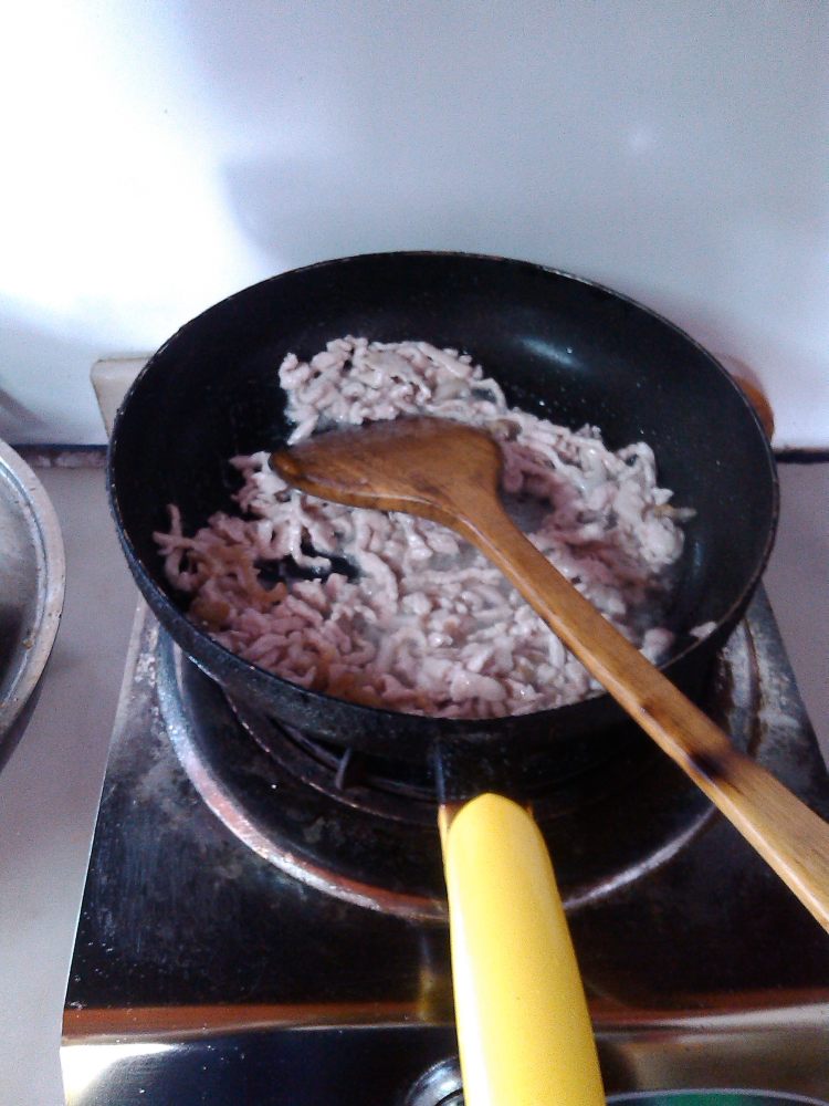 丝瓜炒肉丝步骤5