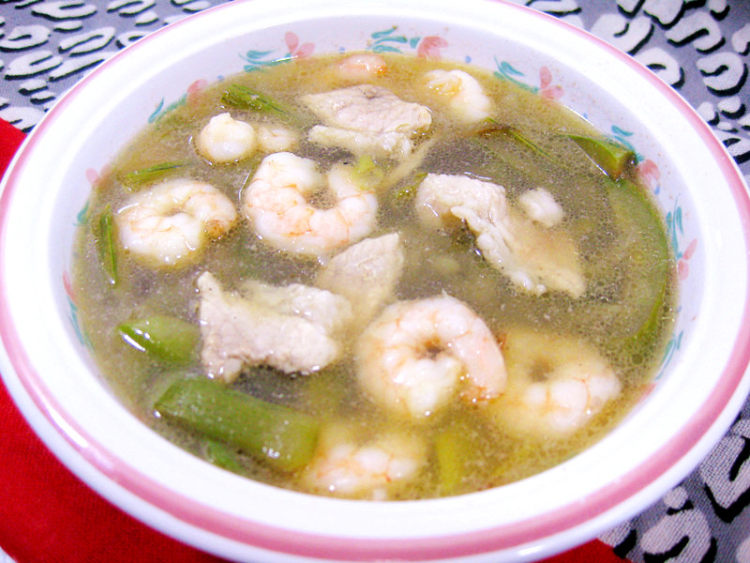 虾仁丝瓜肉片汤步骤9