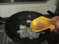 虾皮炒冬瓜步骤5