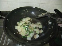 虾皮炒冬瓜步骤7