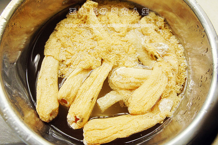 竹荪冬瓜肉丸汤步骤1