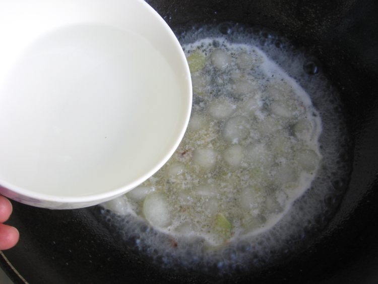 冬瓜贝丁汤步骤7